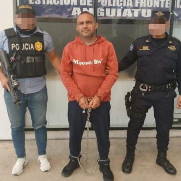 DEPORTARON DESDE BELICE A PRESUNTO INTEGRANTE DE LA MS-13 Y FUE ENTREGADO A AUTORIDADES SALVADOREÑAS