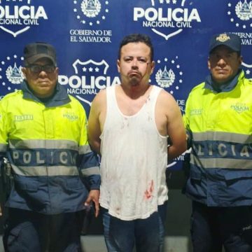 ACCIDENTE DE TRÁNSITO EN AHUACHAPÁN DEJA UNA PERSONA FALLECIDA; CONDUCTOR DIO POSITIVO A ALCOHOLEMIA