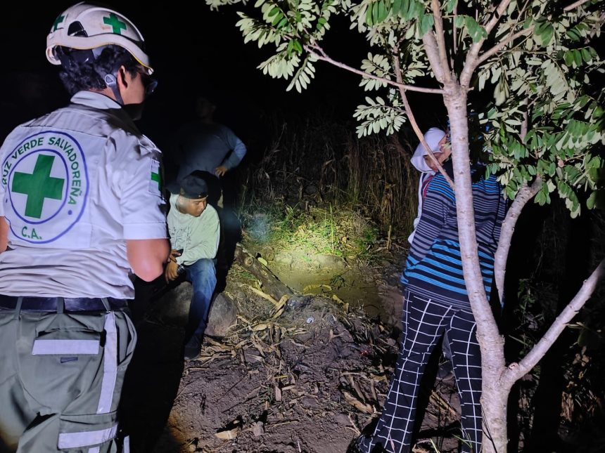 busqueda 1 CUERPOS DE SOCORRO LOCALIZAN A CUATRO PERSONAS EXTRAVIADAS EN CERRO EL SARTÉN, APOPA