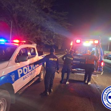 MUJER TRASLADADA EN ESTADO INCONSCIENTE TRAS PRESUNTA INTOXICACIÓN EN CARRETERA A METAPÁN