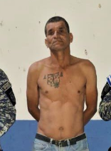 PNC CAPTURA A PRESUNTO MIEMBRO DE LA MS-13 EN SANTA ANA CENTRO
