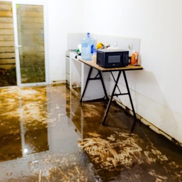 CIUDAD MARSELLA RESPONDE A DUEÑOS DE VIVIENDAS AFECTADAS POR INUNDACIÓN.