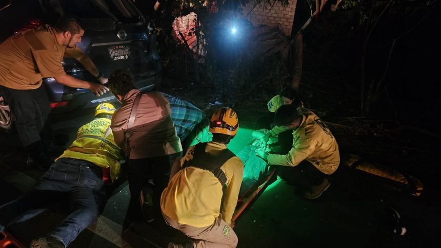ACCIDENTE DE TRÁNSITO DEJA DOS PERSONAS GRAVEMENTE LESIONADAS EN MIRAVALLE