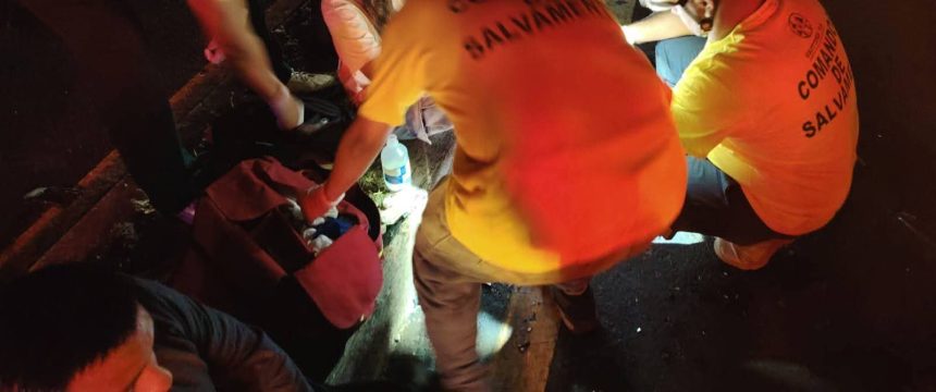 DOS MOTOCICLISTAS RESULTAN LESIONADOS TRAS ACCIDENTES DE TRÁNSITO EN ZONA DE ACAJUTLA