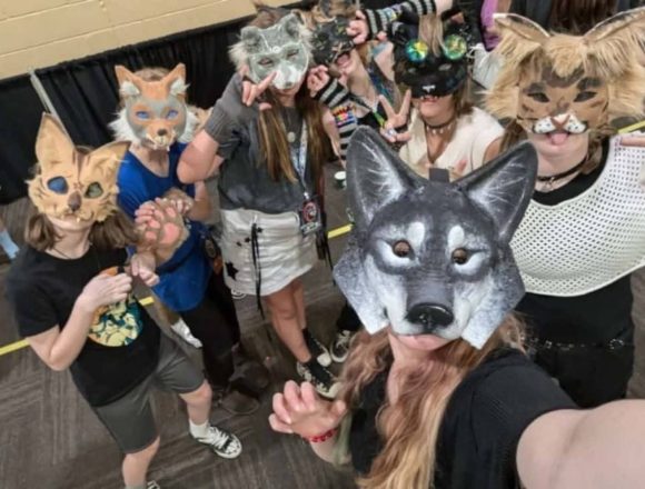 1 VIRAL; JÓVENES SE IDENTIFICAN CON LA SUBCULTURA “THERIAN” EN REDES SOCIALES