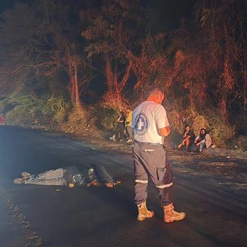 UNA PERSONA FALLECIÓ ATROPELLADA POR BUS EN LA CARRETERA ANTIGUA DE SANTA ANA A SAN SALVADOR