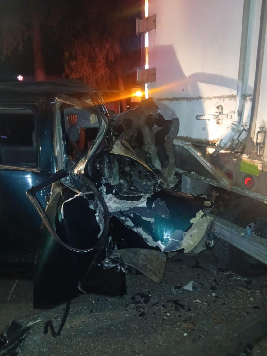 SIETE PERSONAS RESULTAN LESIONADAS EN ACCIDENTE DE TRÁNSITO EN CARRETERA HACIA SONSONATE