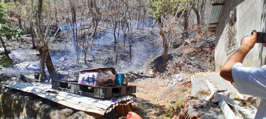 ADULTA MAYOR RESULTA CON QUEMADURAS AL INTENTAR APAGAR INCENDIO DE MALEZA EN LA LIBERTAD