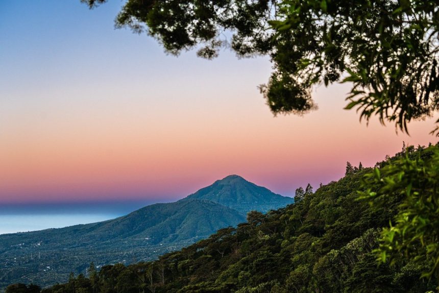 clima MINISTERIO DE MEDIO AMBIENTE DESCARTA LLUVIAS Y PRONOSTICA CIELO DESPEJADO EN EL SALVADOR PARA ESTE JUEVES