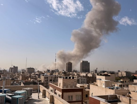 EXPLOSIONES EN BAHREIN, ABU DABI Y QATAR ELEVAN TENSIÓN EN MEDIO ORIENTE