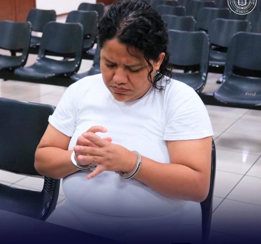 CONDENARON A 45 AÑOS DE PRISIÓN A UNA MUJER POR EL HOMICIDIO DE SU PAREJA EN SAN SALVADOR