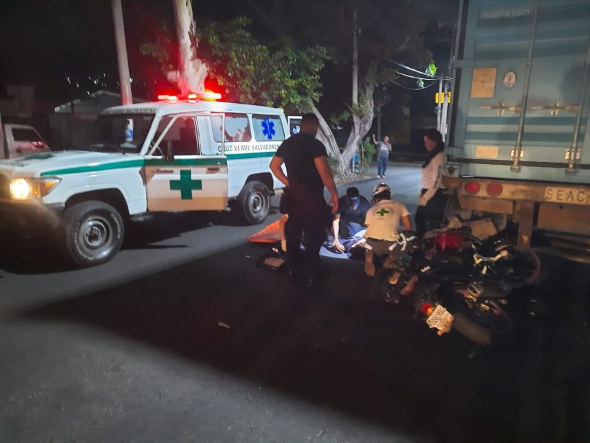 MOTOCICLISTA RESULTA LESIONADO TRAS CHOCAR CONTRA CAMIÓN EN SAN MARCOS
