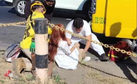 atrope 1 PERSONA RESULTA LESIONADA TRAS SER ATROPELLADA POR MICROBUS EN LA PANAMERICANA, ILOPANGO