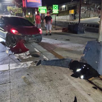 FALLECE JOVEN Y OTRO RESULTA LESIONADO EN ACCIDENTE EN BULEVAR DEL EJÉRCITO