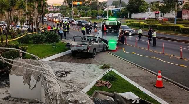 rastra 1 MUJER FALLECE TRAS ACCIDENTE PROVOCADO POR TRÁILER FUERA DE CONTROL EN BULEVAR LOS PRÓCERES