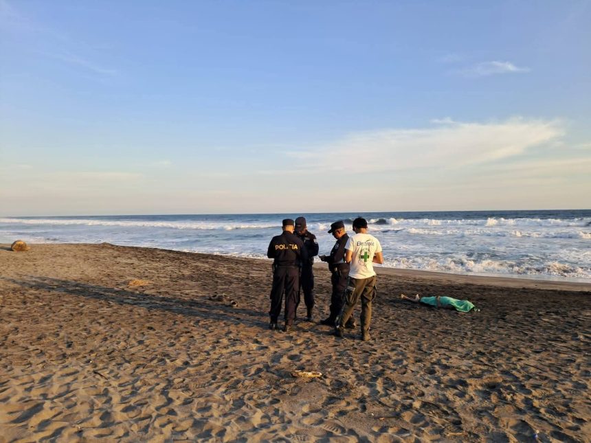 24 IDENTIFICARON A LOS TRES ESTUDIANTES UNIVERSITARIOS HONDUREÑOS QUE SE AHOGARON EN UNA PLAYA DE LA LIBERTAD