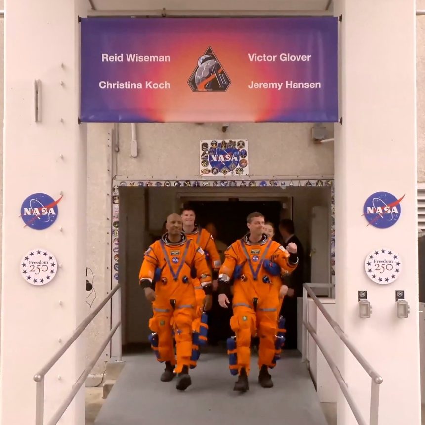 TRIPULACIÓN DE ARTEMIS II INICIA HISTÓRICO VIAJE HACIA LA LUNA