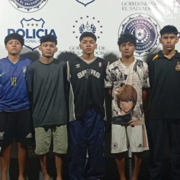 CAPTURARON A CINCO SUPUESTOS MIEMBROS TRAS DENUNCIA EN REDES SOCIALES EN SOYAPANGO