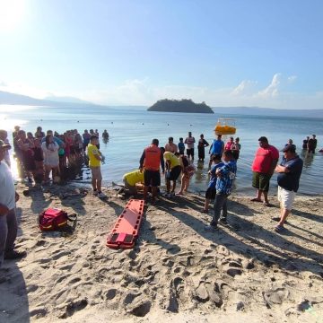 NIÑA DE 13 AÑOS FALLECIÓ POR INMERSIÓN EN POZA VERDE DEL LAGO DE ILOPANGO