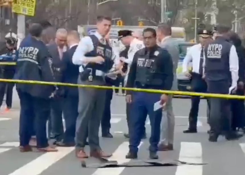 BEBÉ MUERE POR BALA PERDIDA EN BROOKLYN Y CONMOCIONA A NUEVA YORK