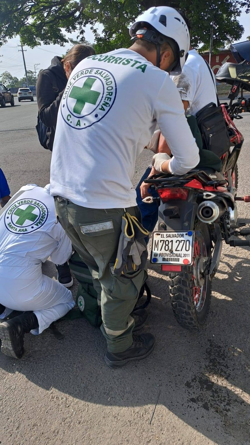 SANTA ANA; DOS PERSONAS RESULTARON LESIONADAS TRAS ACCIDENTE EN CARRETERA A LOS NARANJOS