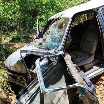 CONDUCTOR RESULTA LESIONADO TRAS PERDER EL CONTROL EN CARRETERA A JAYAQUE