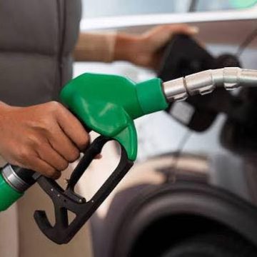 ALZA EN COMBUSTIBLES EN FLORIDA ALCANZA NIVELES RÉCORD POR TENSIÓN EN MERCADOS PETROLEROS
