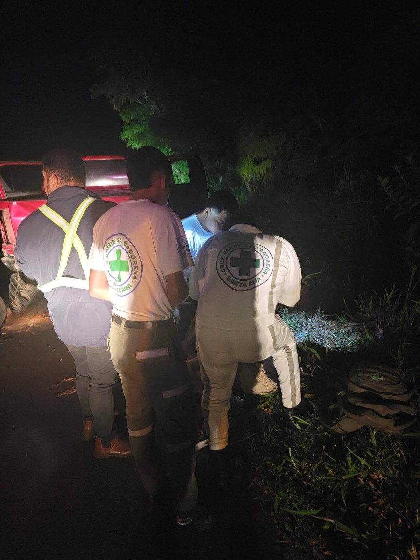 MOTOCICLISTA RESULTA LESIONADO EN ACCIDENTE EN CARRETERA SANTA ANA–CHALCHUAPA