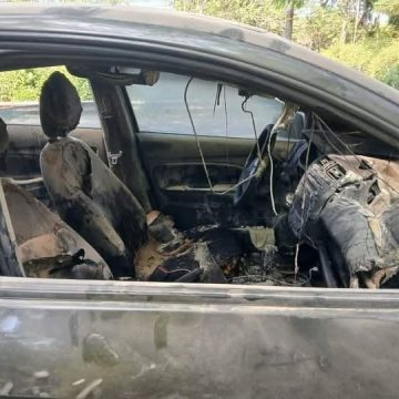 VEHÍCULO SE INCENDIA EN LA TRONCAL DEL NORTE Y DEJA UN JOVEN AFECTADO