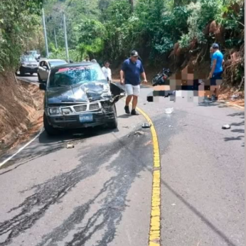 ACCIDENTE DE TRÁNSITO EN CARRETERA A JAYAQUE DEJA DOS PERSONAS LESIONADAS