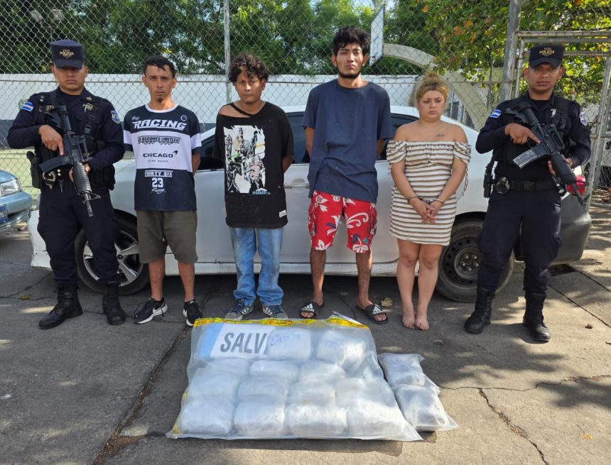 CAPTURAN A CUATRO PERSONAS CON DROGA EN OPERATIVO SOBRE LA CARRETERA LITORAL EN USULUTÁN