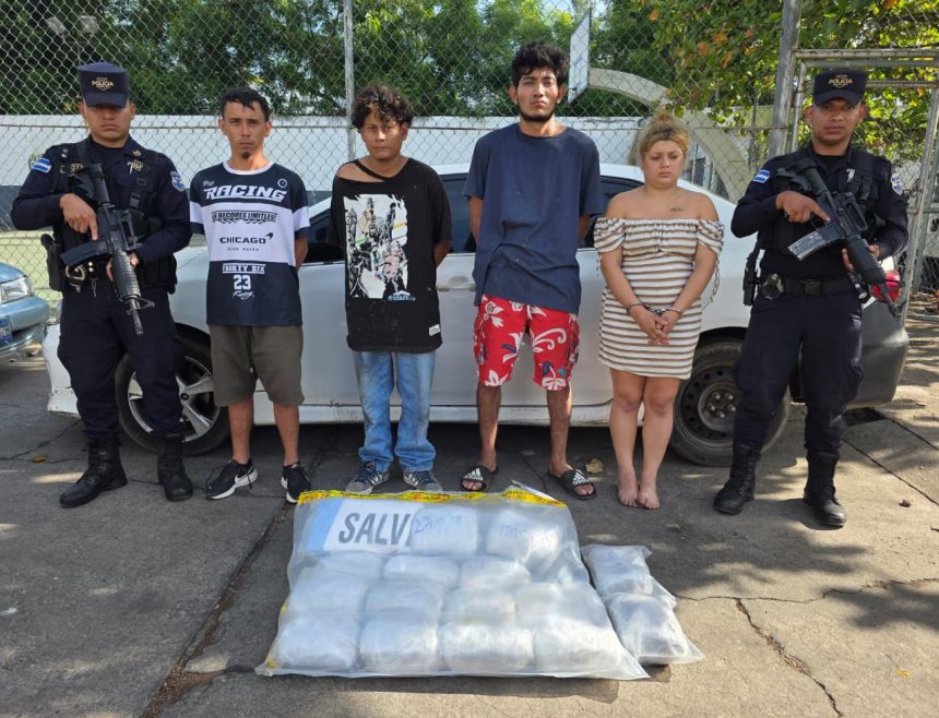 CAPTURAN A CUATRO PERSONAS CON DROGA EN OPERATIVO SOBRE LA CARRETERA LITORAL EN USULUTÁN