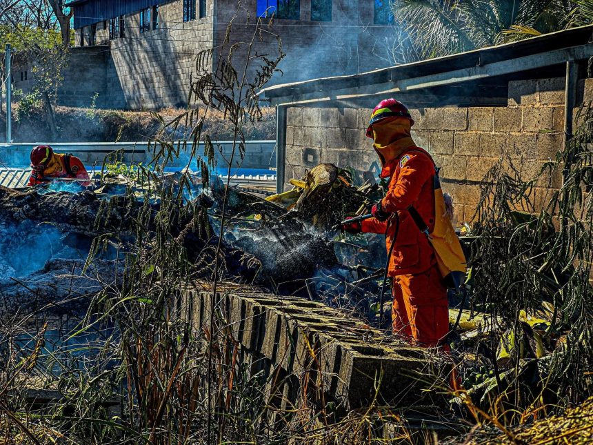 qumas 34 PROHÍBEN QUEMAS A NIVEL NACIONAL POR ALTO RIESGO DE INCENDIOS EN EL SALVADOR