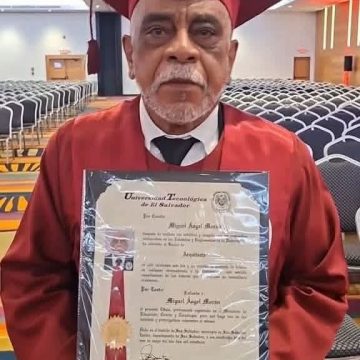 ARQUITECTO 1 SALVADOREÑO OBTIENE TÍTULO UNIVERSITARIO DE ARQUITECTURA A LOS 69 AÑOS