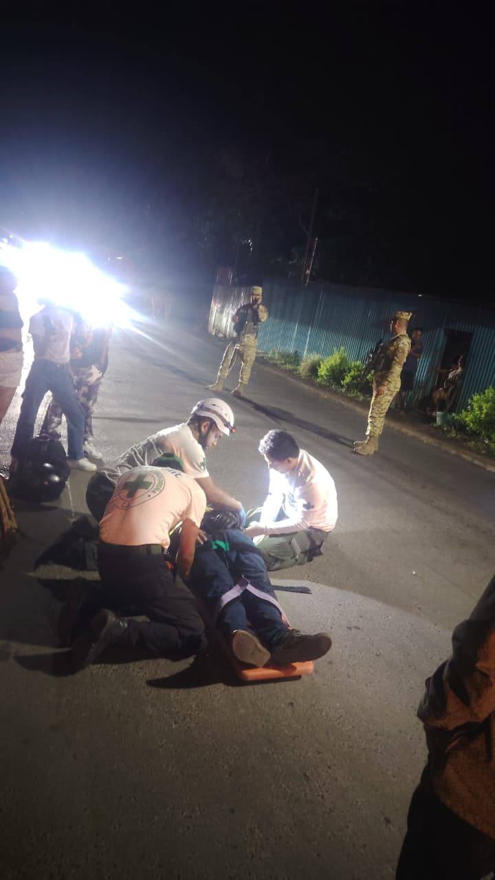SANTA ANA 1 EN SANTA ANA UN MOTOCICLISTA RESULTÓ LESIONADO TRAS DERRAPAR EN CARRETERA HACIA SONSONATE