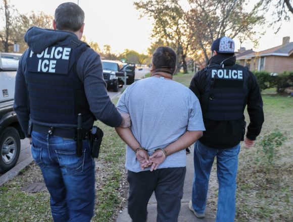 VENEZOLANOS DEMANDAN A EEUU POR OPERATIVO POLICIAL EN CHICAGO