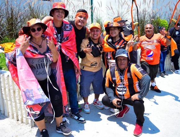 fas 2 AFICIONADOS COMIENZAN A LLEGAR A SAN SALVADOR PARA LA FINAL ENTRE FAS Y ÁGUILA
