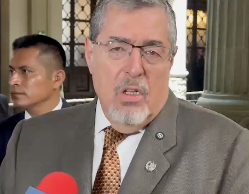 BERNARDO ARÉVALO DESMIENTE SUPUESTOS ATAQUES AÉREOS CONJUNTOS ENTRE GUATEMALA Y EE.UU.