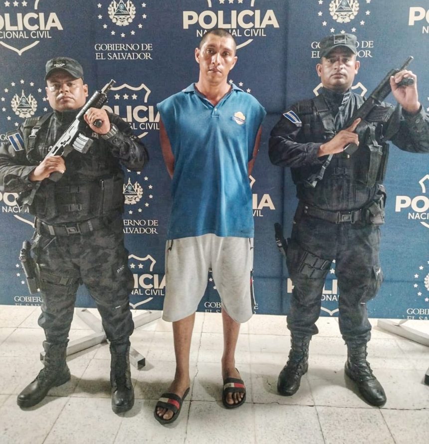 CAPTURARON AL SUPUESTO RESPONSABLE DE UN HOMICIDIO REGISTRADO EN COATEPEQUE, SANTA ANA