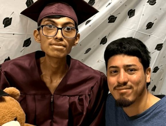 JUEZ ORDENA LIBERAR A PADRES MEXICANOS PARA REENCONTRARSE CON SU HIJO CON CÁNCER TERMINAL