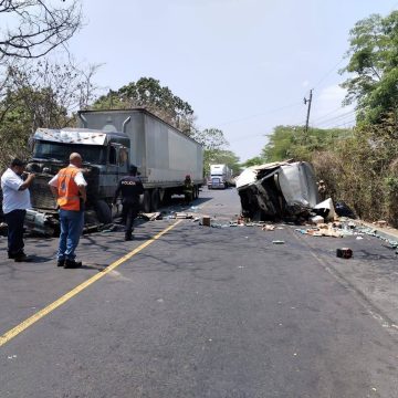 ACCIDENTE EN CARRETERA PANAMERICANA DEJA UNA PERSONA FALLECIDA EN SAN VICENTE NORTE