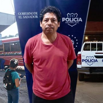 sonso 1 DETIENEN A HOMBRE POR PRESUNTAMENTE EMPUJAR A SU HERMANO AL PASO DE UN BUS EN SONSONATE