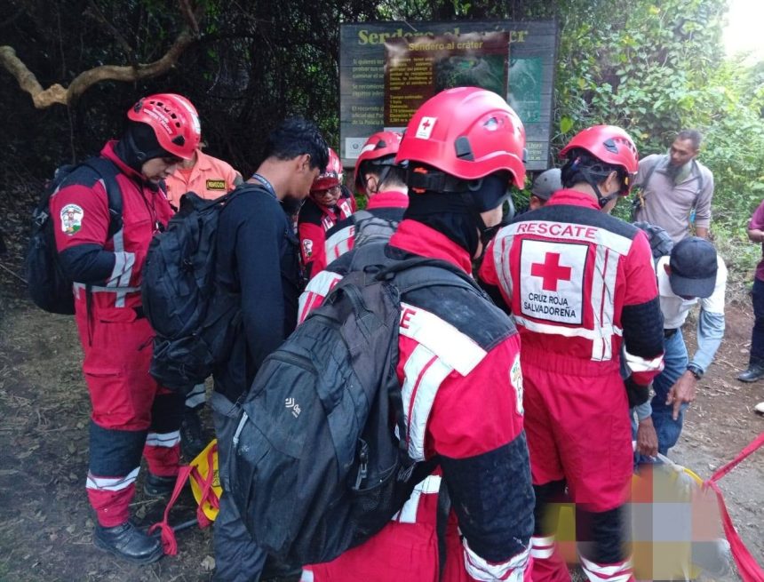 volcan 1 TURISTA GRIEGO FALLECE MIENTRAS SE DISPONÍA A ESCALAR EL VOLCÁN ILAMATEPEC