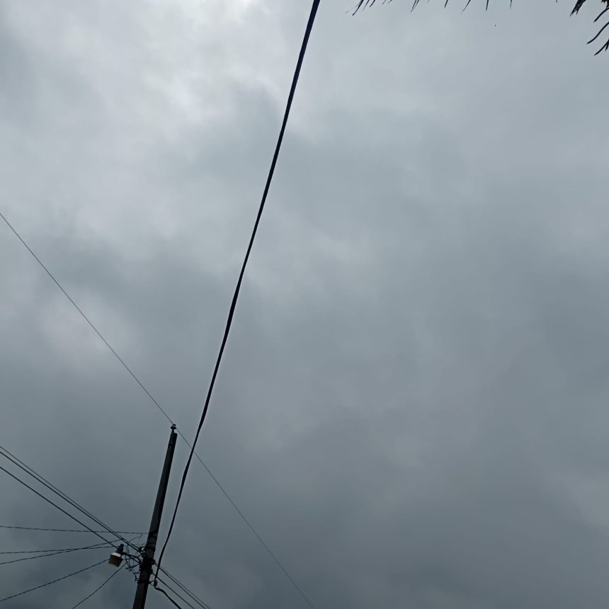 PRONOSTICAN LLUVIAS TIPO TEMPORAL PARA ESTE JUEVES EN GRAN PARTE DE EL SALVADOR