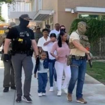CORTES JUEZ FEDERAL PROHÍBE A ICE REALIZAR ARRESTOS EN TRIBUNALES DE INMIGRACIÓN EN TODO ESTADOS UNIDOS