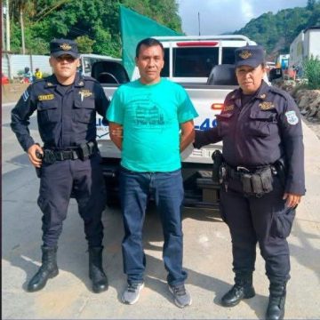 busero CAPTURAN A MOTORISTA DE LA RUTA 205 POR ACTO DE INTOLERANCIA VIAL EN SANTA TECLA