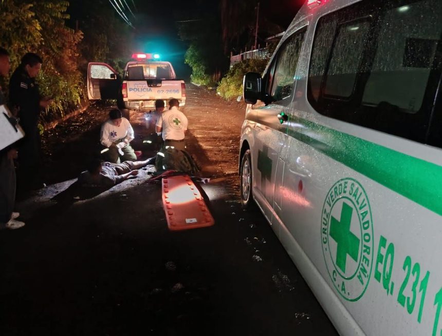 CRUZ VERDE SANTA ANA ATIENDE A DOS MOTOCICLISTAS LESIONADOS EN DISTINTOS ACCIDENTES