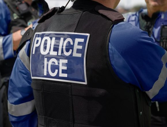 CALIFORNIA DEMANDA PARA FRENAR CONSTRUCCIÓN DE NUEVAS OFICINAS DE ICE
