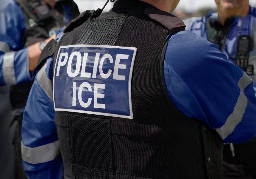 ice CALIFORNIA DEMANDA PARA FRENAR CONSTRUCCIÓN DE NUEVAS OFICINAS DE ICE