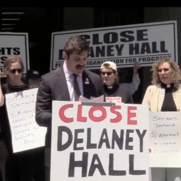 ice ALCALDE DE NEWARK BUSCARÁ EN TRIBUNALES EL CIERRE DEL CENTRO DE DETENCIÓN DELANEY HALL